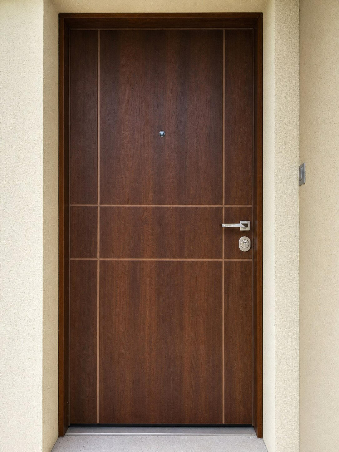 Custom oak veneer exterior door Made-to-measure dark oak veneer exterior door by Mironovi Doors